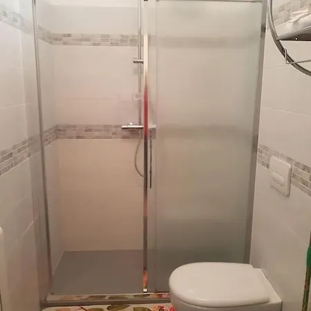 Toni Di Rosa, Centro Appartamento